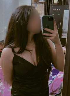 ❣️ Kavya here for meet & cam session 🦋 - escort in Pune Photo 1 of 5
