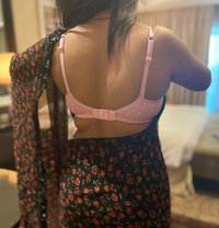 Kavya (independent) - puta in Kochi
