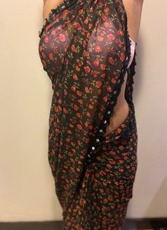 Kavya (independent) - escort in Kochi Photo 3 of 3