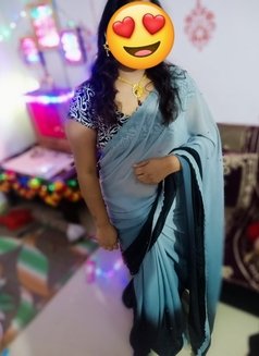 Kavya - escort in Ahmedabad Photo 3 of 4