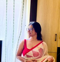 Kavya - escort in Chennai