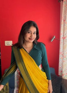 Kavya - escort in Coimbatore Photo 2 of 3