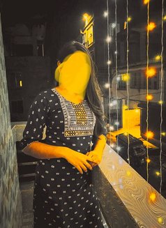Kavya - puta in Gurgaon Photo 1 of 1