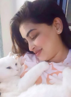 Kavya - puta in Hong Kong Photo 3 of 4