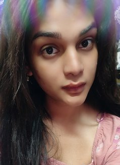 Kavya - escort in Hyderabad Photo 2 of 4