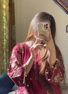 Kavya - escort in Chandigarh Photo 3 of 8