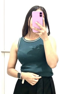 Kavya - escort in Chandigarh Photo 7 of 8