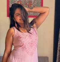 Kavya - escort in Kochi