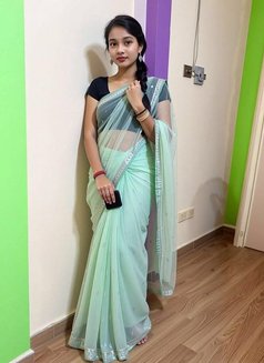 Kavya ESCORT IN KOCHI NOW AVAILABLE - puta in Kochi Photo 2 of 5