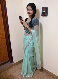 Kavya ESCORT IN KOCHI NOW AVAILABLE - puta in Kochi Photo 5 of 5