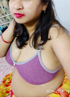 Kavya - escort in Kolhapur Photo 2 of 2
