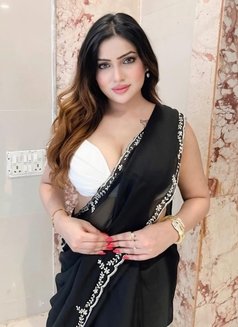 Kavya - escort in Jalandhar Photo 1 of 2