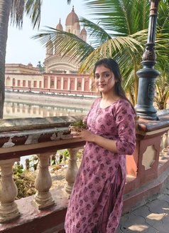 Kavya - escort in Kolkata Photo 3 of 3