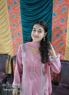 Kavya - escort in Kolkata Photo 2 of 3