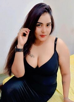 Kavya - escort in Mumbai Photo 2 of 3