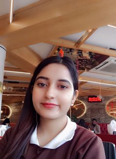 Kavya - puta in Mumbai Photo 1 of 1