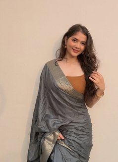 Kavya - escort in Mumbai Photo 2 of 4