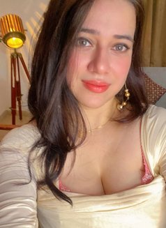 Kavya - escort in Mumbai Photo 3 of 3