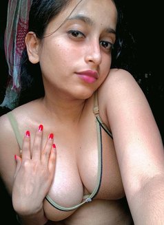 Kavya - puta in Mumbai Photo 1 of 7