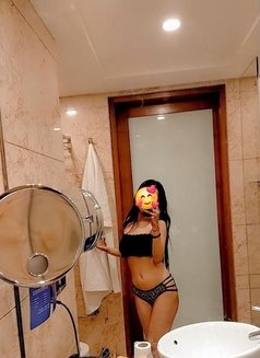 Kavya - escort in New Delhi Photo 3 of 4