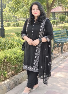 Kavya - puta in New Delhi Photo 5 of 8