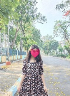 Kavya - escort in Noida Photo 3 of 4