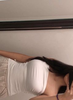 Kavya - puta in Noida Photo 5 of 5