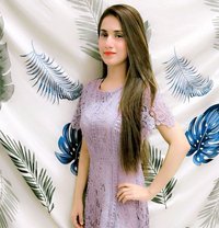 Kavya - puta in Sharjah