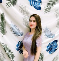 Kavya - puta in Sharjah