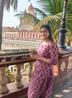 Kavya - escort in Vadodara Photo 2 of 3