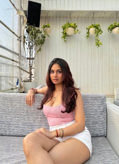 Kavya - escort in Vadodara Photo 2 of 4