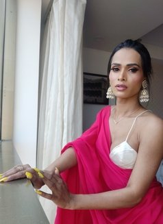 Kavya - Transsexual escort in Mumbai Photo 17 of 30