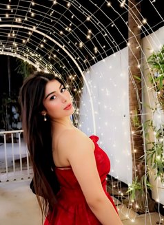 Kavya Indian Star - puta in Dubai Photo 6 of 6