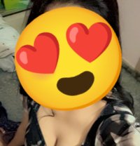 Kavya No Advance Cash on Delivery - escort in Gurgaon Photo 1 of 4