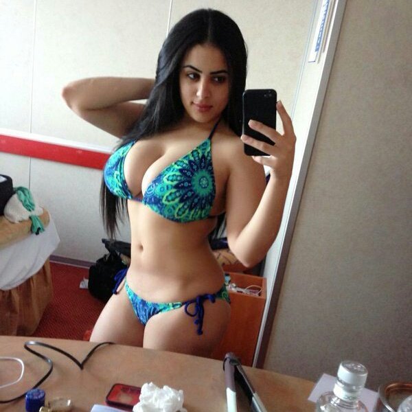 Escorts In Lucknow