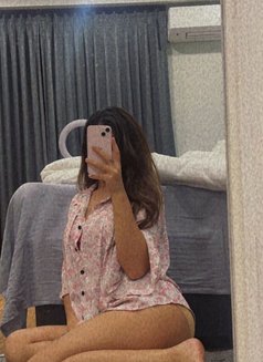 Kavya Sharma Call Girl Serviceai Navi Mu - escort in Navi Mumbai Photo 2 of 3