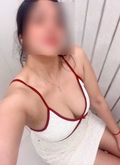 Kavya Sharma Independent - escort in Noida Photo 1 of 12