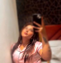 ꧁༒Deepika🦋(Meet & Cam)༒꧂8 - puta in Mumbai