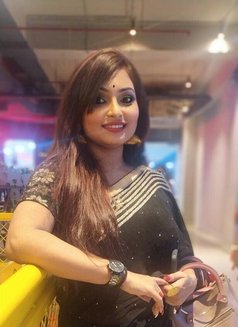 Kavyaa❣️🥂(wab Cam & Meet)🥂independent - escort in Hyderabad Photo 1 of 4