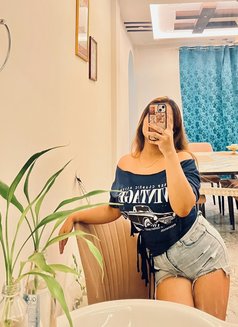 Kavyanshi - escort in Ahmedabad Photo 3 of 3