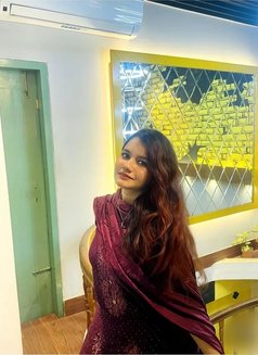 Kavyanshi - escort in Navi Mumbai Photo 3 of 3