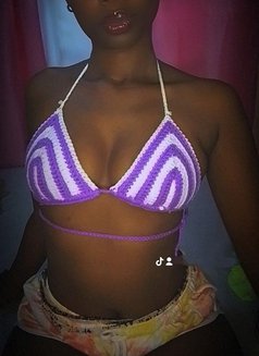 Kay - escort in Malindi Photo 4 of 5