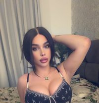 Kay the doll - Transsexual escort in Beirut Photo 1 of 30