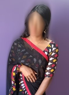 Kayal - escort in Chennai Photo 1 of 5