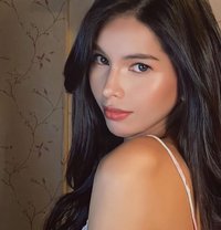 Kiss it Better - escort in Hong Kong Photo 17 of 18