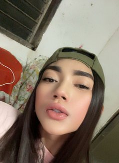 Kaye Ganda - Acompañantes transexual in Manila Photo 6 of 6