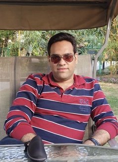 Kayem - Male escort in New Delhi Photo 2 of 4