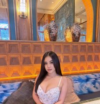 Kayla - puta in Bali