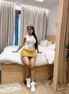 Kayla - escort in Accra Photo 2 of 2