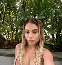 Kayla New - puta in Riyadh Photo 8 of 19